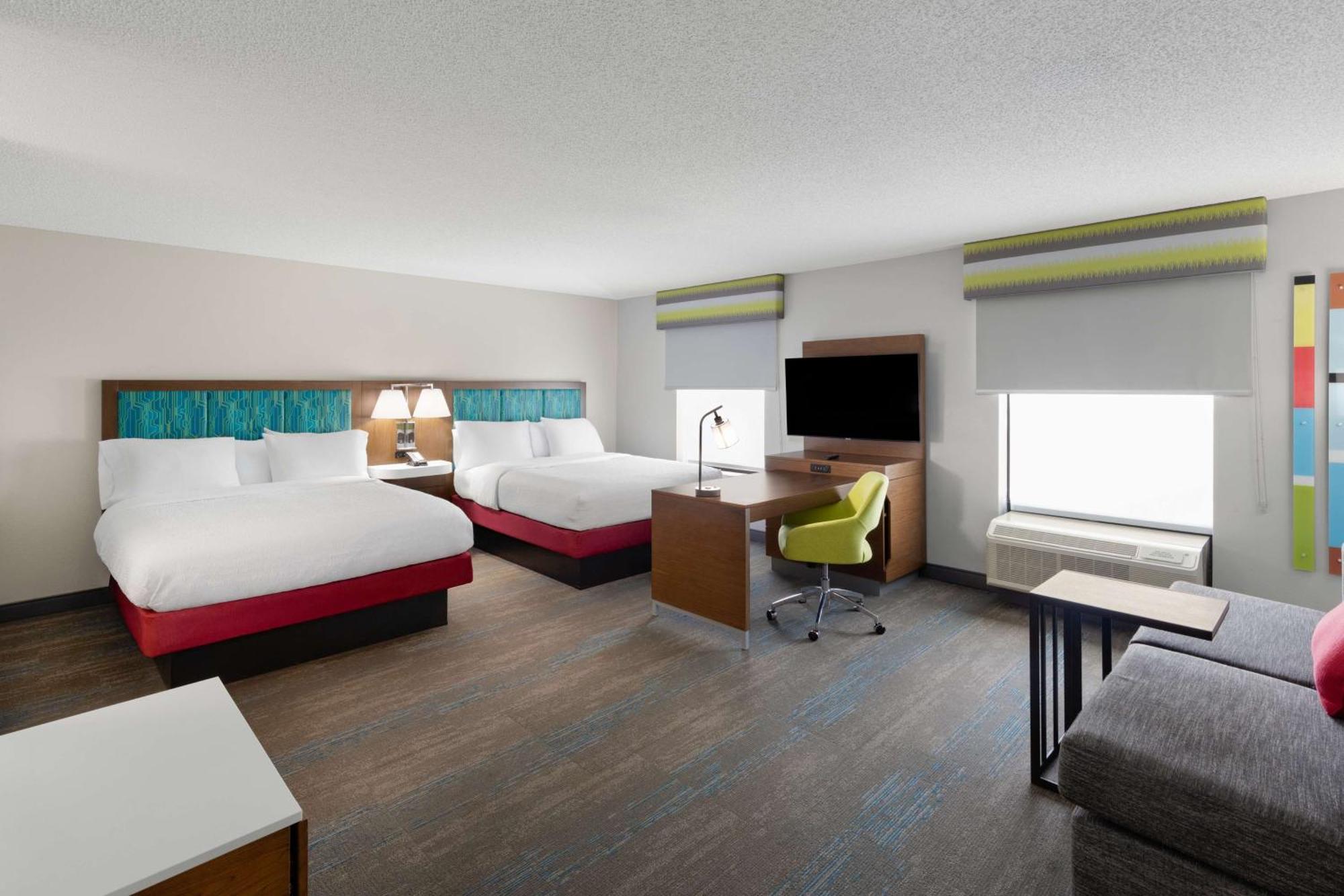 Hampton Inn & Suites Dothan Exterior photo