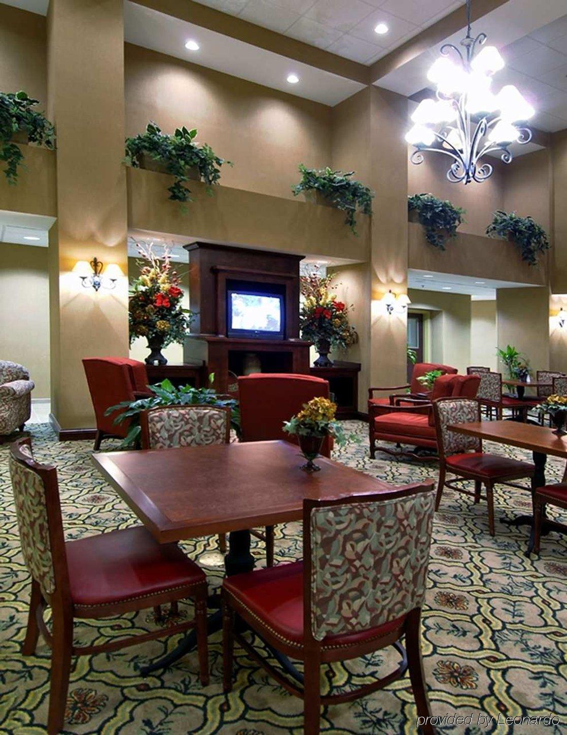 Hampton Inn & Suites Dothan Restaurant photo