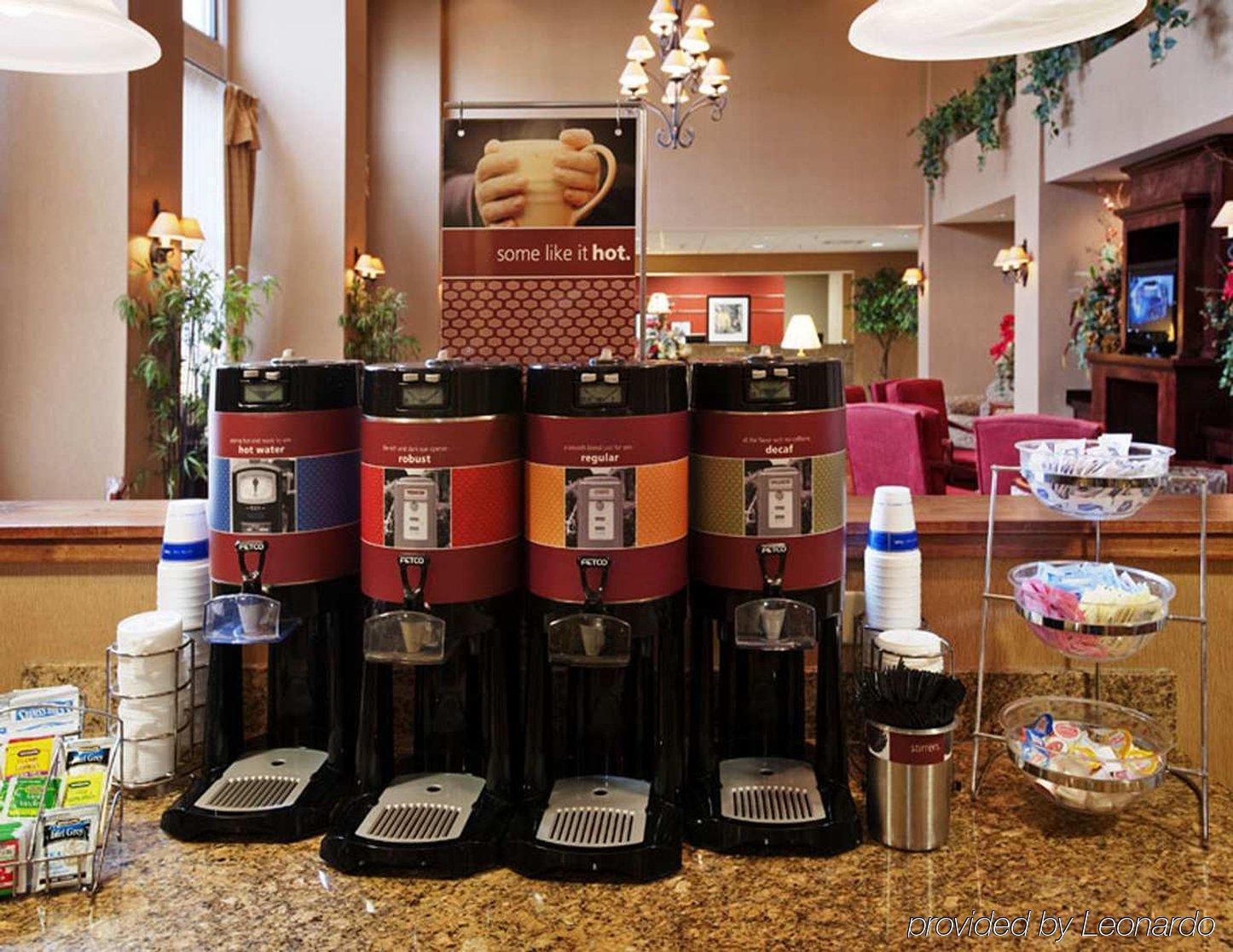 Hampton Inn & Suites Dothan Restaurant photo