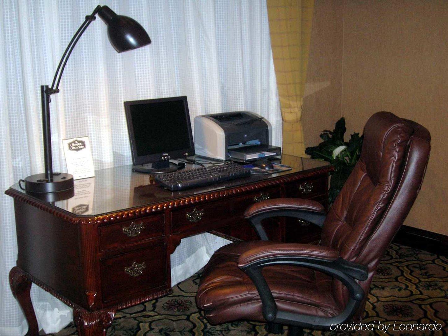 Hampton Inn & Suites Dothan Facilities photo